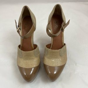 Tan tweed suede and leather sandals